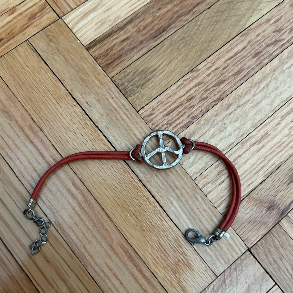 Peace sign bracelet